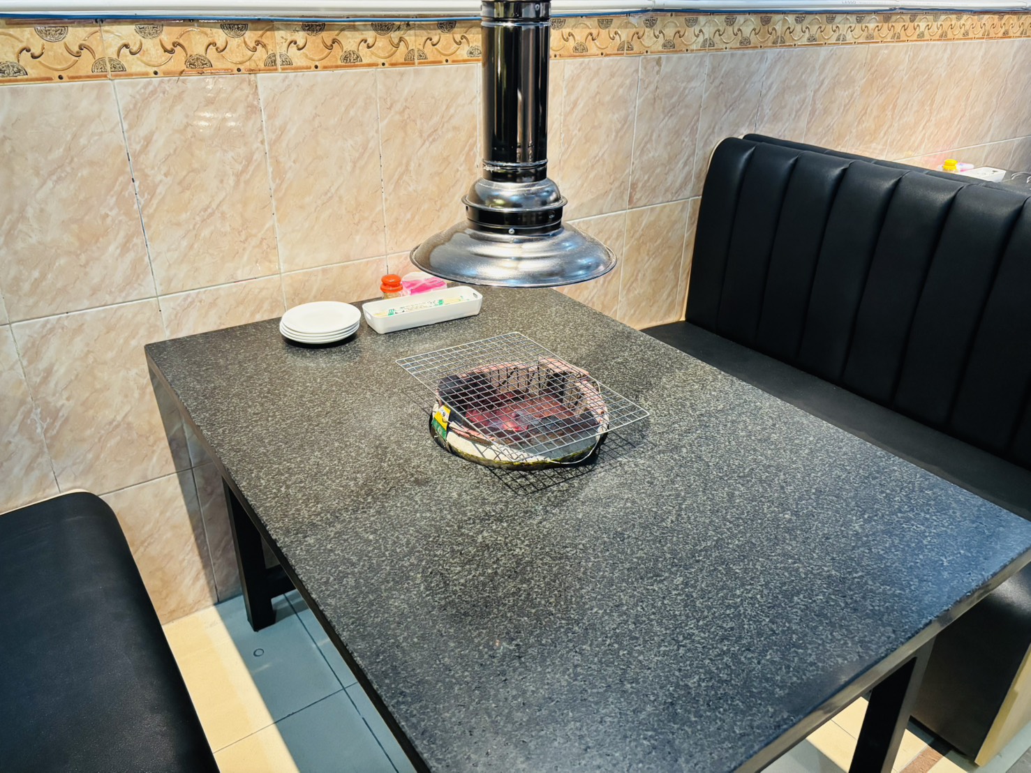 Counter seating